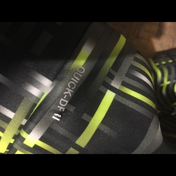 XERSION size large - Picture 3 of 5